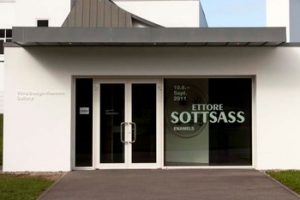 Ettore Sottsass in der Vitra Design Museum Gallery
