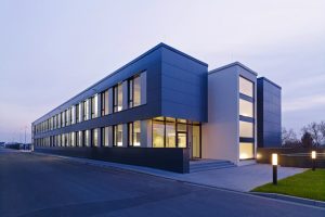 MMZ Architekten aus Frankfurt gestalten nachhaltige Markenarchitektur für den internationalen Technologiekonzern Schunk
