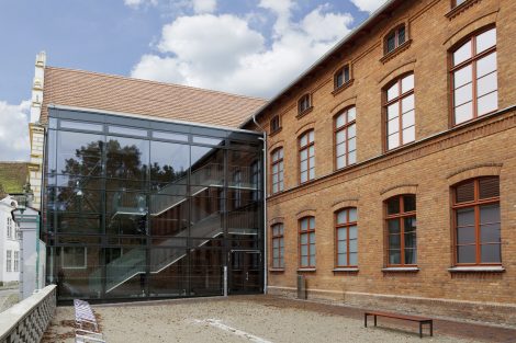 Domschule Güstrow Sanierung und Erweiterung eines historischen Schulgebäudes