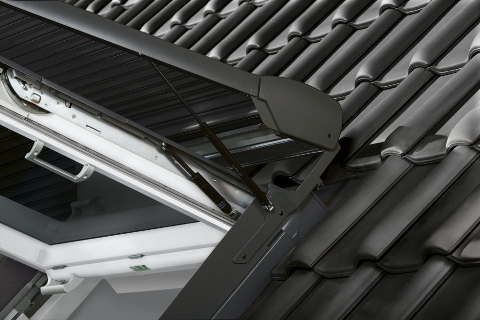 Velux Solar-Rollladen für Wohn- und Ausstiegsfenster