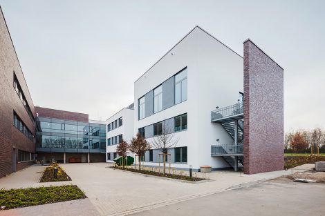 Campusgebäude am Standort Johannes Wesling Klinikum Minden