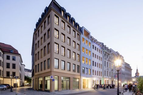 Neubau Gebäudeensemble mit Wohn - und Gewerbenutzung „Frieseneck“ am Neumarkt, Dresden