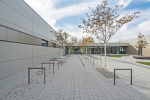Intelligent miteinander verbunden – Sporthallen am Schulzentrum Dresden-Tolkewitz