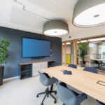 Das Architektur- und Designbüro Evolution Design hat die Innenausstattung für das Eraneos Headquarters in Zürich fertiggestellt.