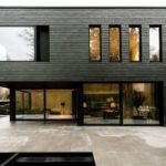 Dachabdichtung mit Bitumen Schwarze Haus