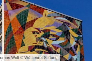 Wandmosaik „Einheit der Arbeiterklasse und Gründung der DDR“ von Josep Renau in Halle (Saale)