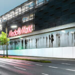 Auf der Fläche eines ehemaligen Hochbunkers in Dortmund Hörde haben Nattler Architekten einen Elektrofachmarkt geplant.