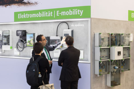 „Power for Mobility“ – Sonderschau präsentiert Lösungen für Elektro-Infrastruktur