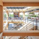 Holzbaukonstruktion mit sichtbaren Elementen von Lignatur, Bürogebäude Alliander Amsterdam