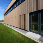 Der neue Kreisbauhof im Entsorgungszentrum „Alte Schanze“ in Paderborn wurde in Holz- und Hybridbauweise errichtet.