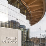 Entdecken Sie das Volvo-Erlebniszentrum von Henning Larsen und erfahren Sie mehr über skandinavischen Werte, Innovationen und Visionen.