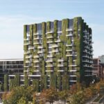 Umsatz Jahresbericht 2021 Schüco, bepflanzte Fassade