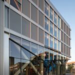 Überzeugender Sonnenschutz Schüco Erweiterungsbau College Niederlande