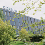 Nach den Plänen von atelier 522 entstand in Stockstadt auf dem Gelände von Coreum ein Hotel mit 129 Zimmern auf fünf Etagen.