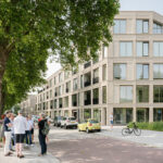 Am Fuße des Roof Park in Rotterdam wurde das Wohnprojekt The Hudsons realisiert. Das Projekt erweitert den Stadtteil Bospolder-Tussendijken.